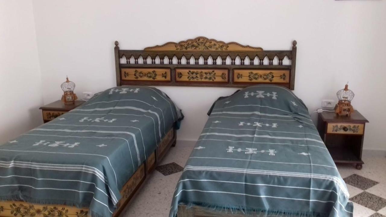 Bed and Breakfast Dar Mamina Sidi ash Shammakh Esterno foto