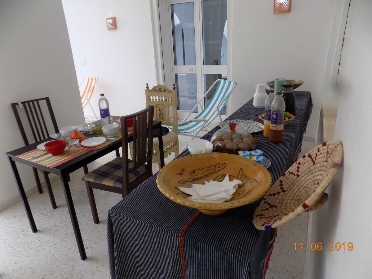 Bed and Breakfast Dar Mamina Sidi ash Shammakh Esterno foto