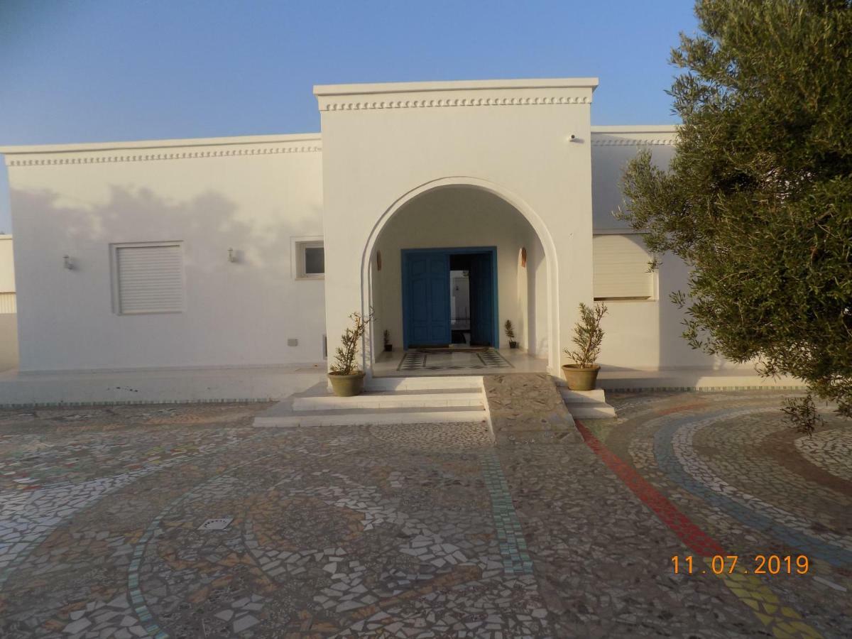 Bed and Breakfast Dar Mamina Sidi ash Shammakh Esterno foto